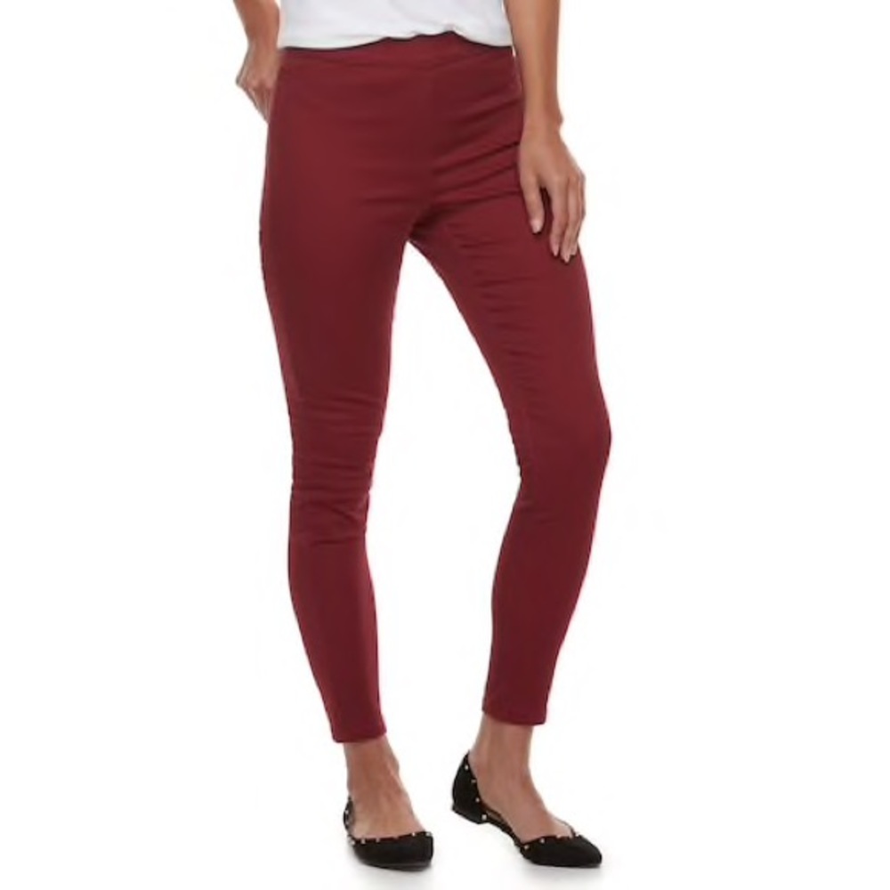 NWT Jennifer Lopez Mid-rise Pull On Jeggings